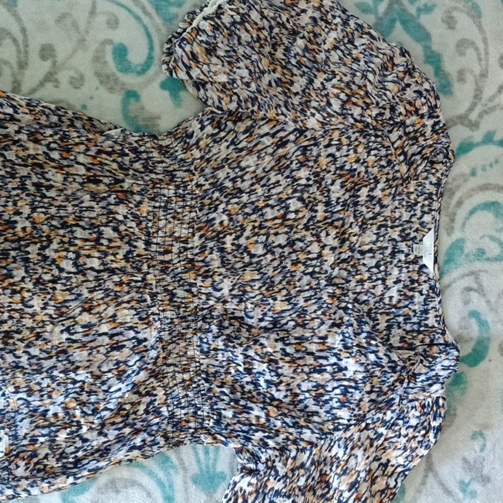 Women's shirt